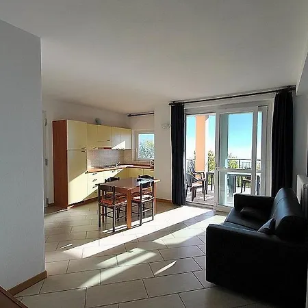 Piazzo Sleeps 4 Pool Wifi * Vercana